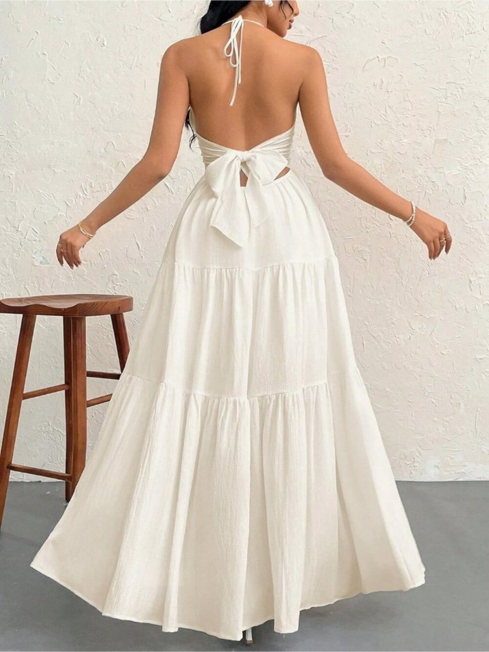 Women's Maxi Summer Dresses Beige Halter V Neck Beach Dresses A-Line Dress - Picture 3 of 7